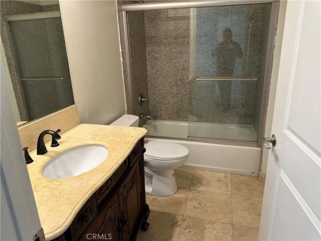 722 S Oxford Avenue 103, Los Angeles, CA 90005