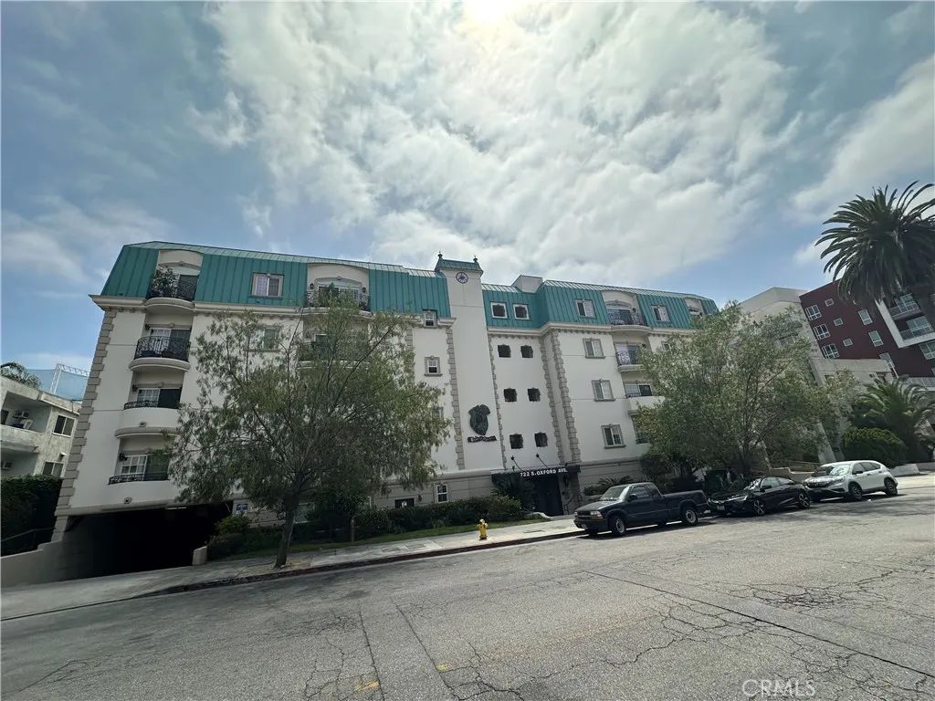 722 S Oxford Avenue 103, Los Angeles, CA 90005