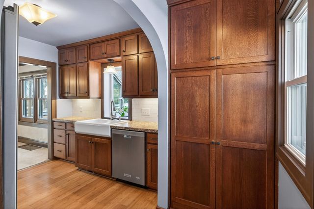 5101 Woodlawn Boulevard, Minneapolis, MN 55417