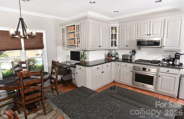 18719 Cannon Crossing Way, Davidson, NC 28036