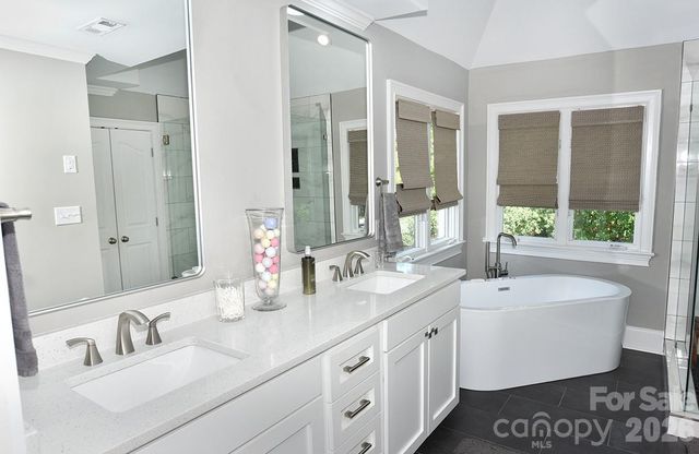 18719 Cannon Crossing Way, Davidson, NC 28036