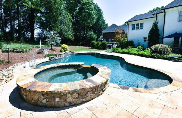 18719 Cannon Crossing Way, Davidson, NC 28036