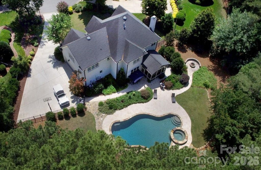 18719 Cannon Crossing Way, Davidson, NC 28036