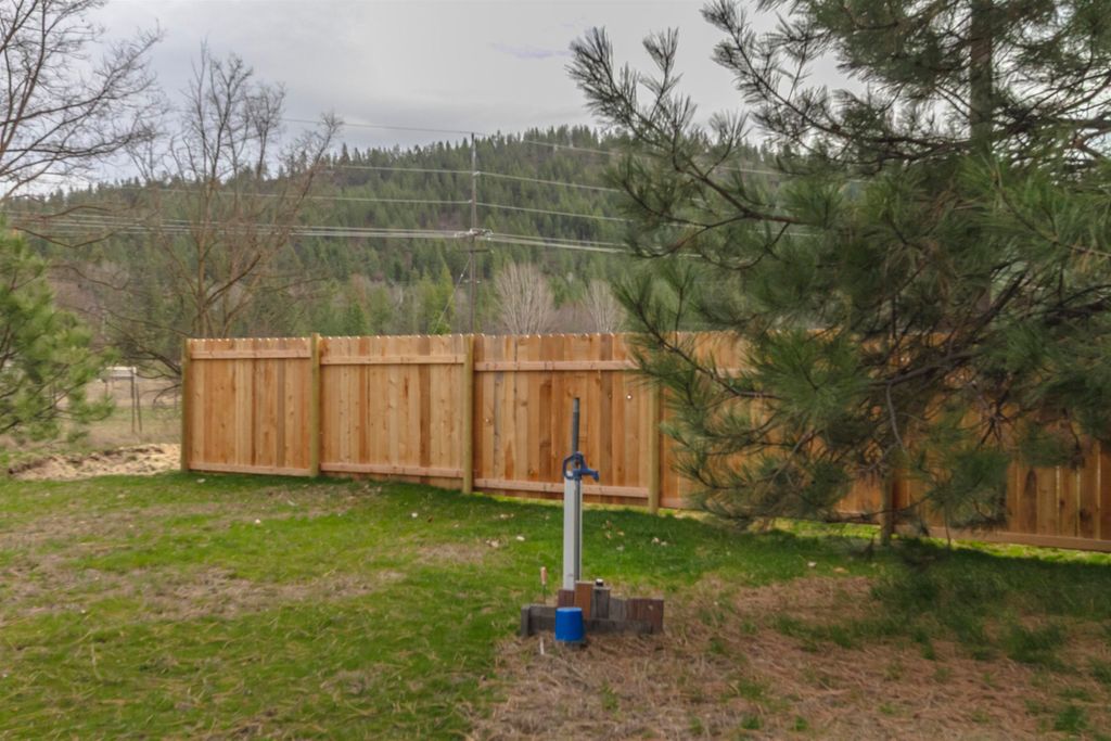 1274 F Peachcrest Rd, Kettle Falls, WA 99141 photo 4