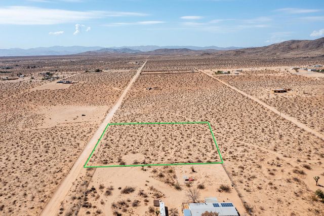 210 Kuna Avenue, Landers, CA 92285