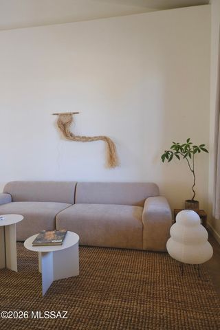 825 S Osborne Avenue, Tucson, AZ 85701