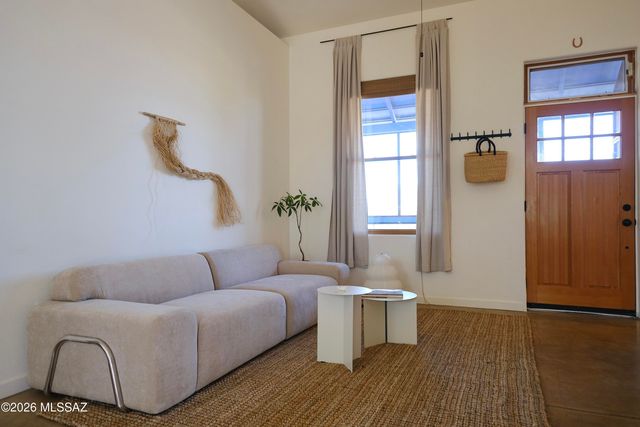 825 S Osborne Avenue, Tucson, AZ 85701