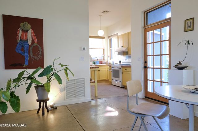 825 S Osborne Avenue, Tucson, AZ 85701