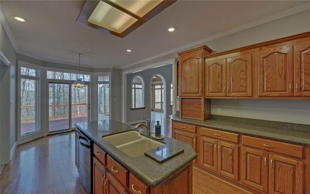 242 Pristine Cove, Hartwell, GA 30643