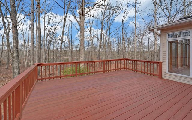 242 Pristine Cove, Hartwell, GA 30643