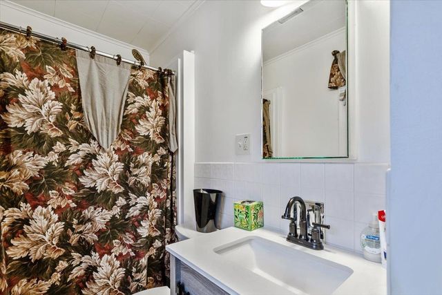 3 Charles Street, Swanton, VT 05488