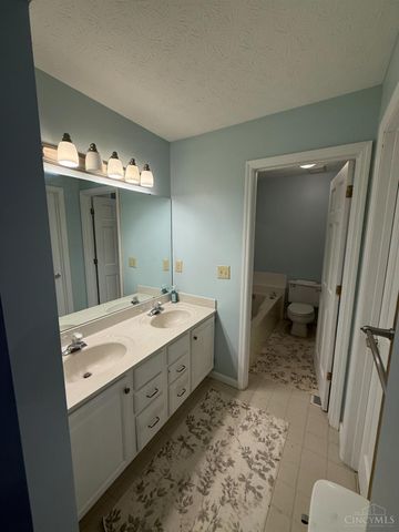 11782 Gable Glen Lane, Symmes Twp, OH 45249