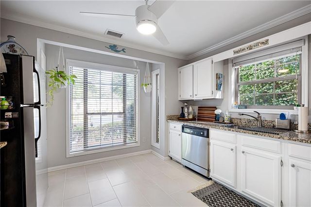 1907 Ivy Glen Drive SE, Smyrna, GA 30082
