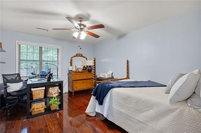 1907 Ivy Glen Drive SE, Smyrna, GA 30082