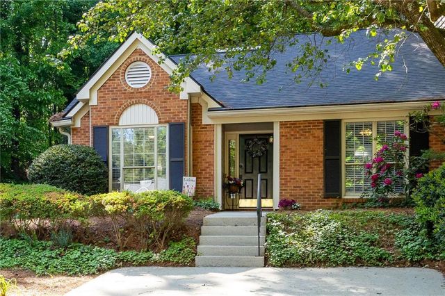 1907 Ivy Glen Drive SE, Smyrna, GA 30082