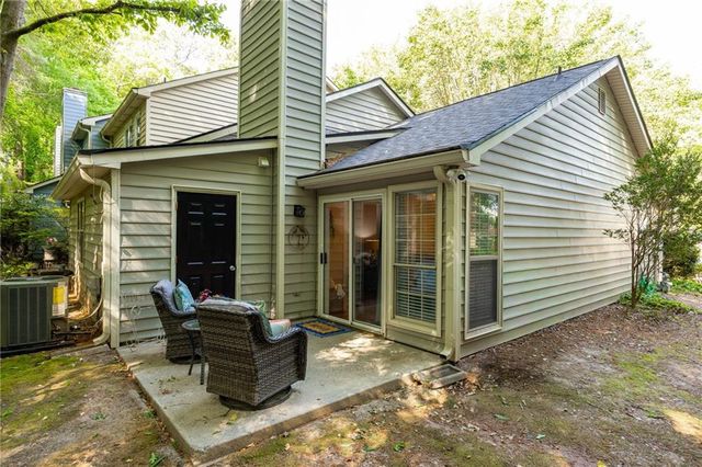 1907 Ivy Glen Drive SE, Smyrna, GA 30082