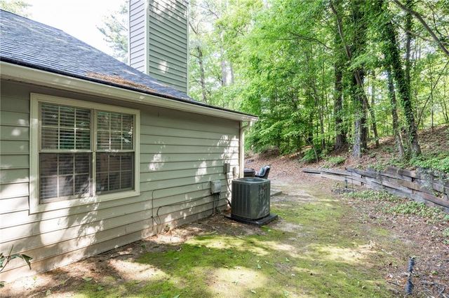 1907 Ivy Glen Drive SE, Smyrna, GA 30082