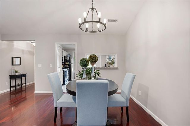 1907 Ivy Glen Drive SE, Smyrna, GA 30082