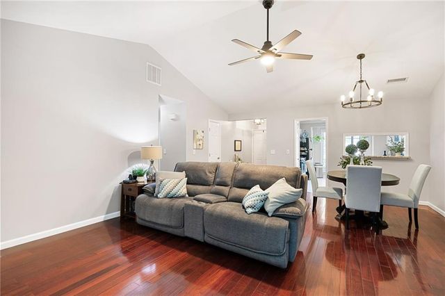 1907 Ivy Glen Drive SE, Smyrna, GA 30082