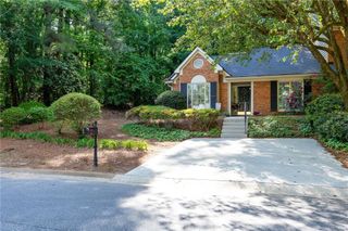 1907 Ivy Glen Drive SE, Smyrna, GA 30082