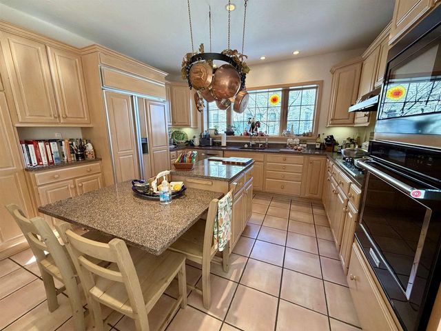 612 Saint Lawrence Avenue, Janesville, WI 53545