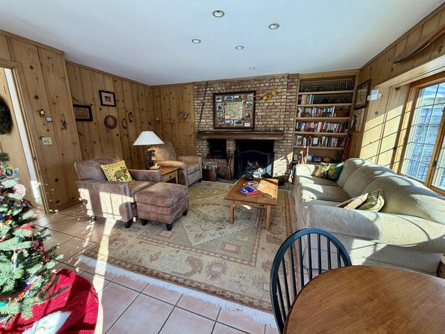 612 Saint Lawrence Avenue, Janesville, WI 53545