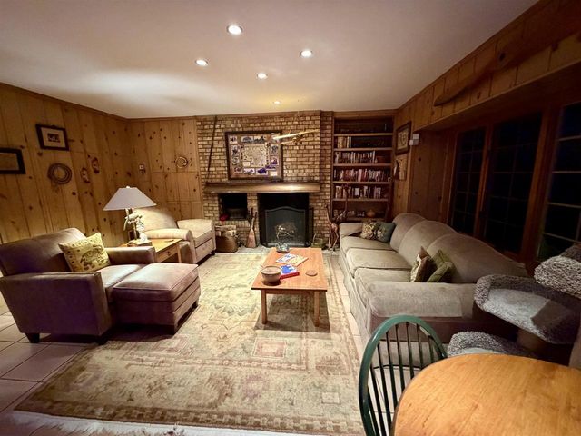 612 Saint Lawrence Avenue, Janesville, WI 53545