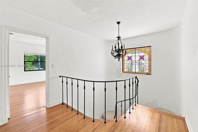 5680 Pine Tree Drive, Miami Beach, FL 33140