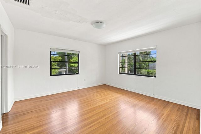 5680 Pine Tree Drive, Miami Beach, FL 33140