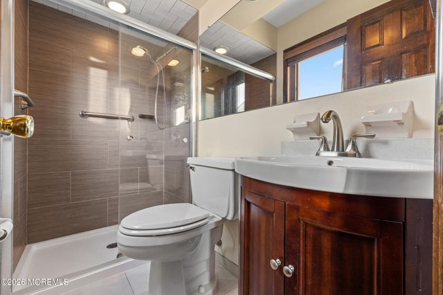 410 Jersey City Court, Lanoka Harbor, NJ 08734