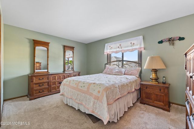 410 Jersey City Court, Lanoka Harbor, NJ 08734