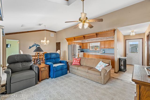 410 Jersey City Court, Lanoka Harbor, NJ 08734