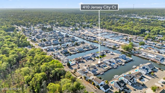 410 Jersey City Court, Lanoka Harbor, NJ 08734