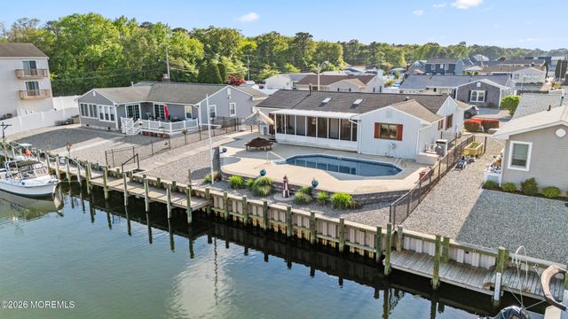 410 Jersey City Court, Lanoka Harbor, NJ 08734