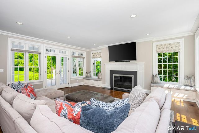 67 Peach Hill Road, Darien, CT 06820