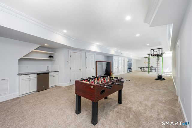 67 Peach Hill Road, Darien, CT 06820