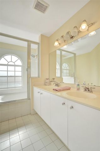 11871 NW 57th St 11871, Coral Springs, FL 33076