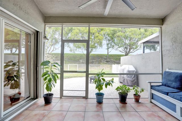 11871 NW 57th St 11871, Coral Springs, FL 33076