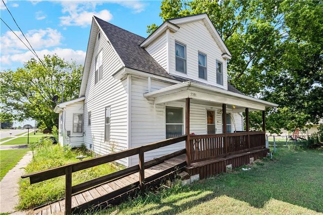 2201 N 10th Street, Independence, KS 67301