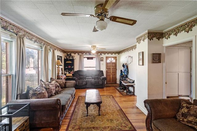 2201 N 10th Street, Independence, KS 67301