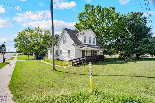 2201 N 10th Street, Independence, KS 67301