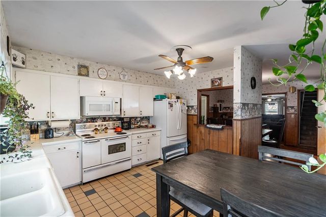 2201 N 10th Street, Independence, KS 67301