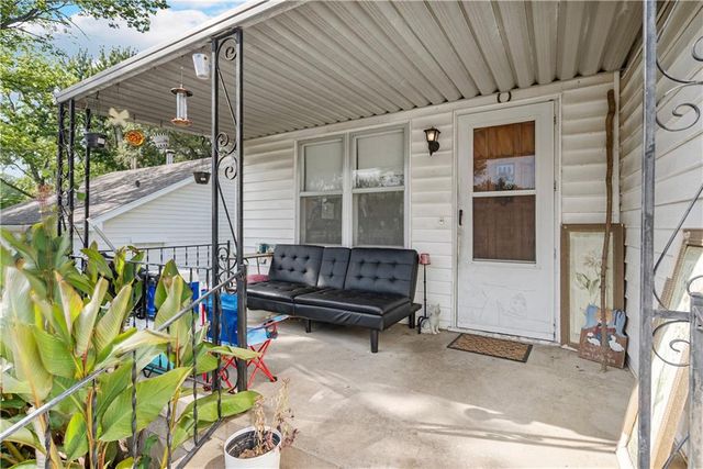 2201 N 10th Street, Independence, KS 67301