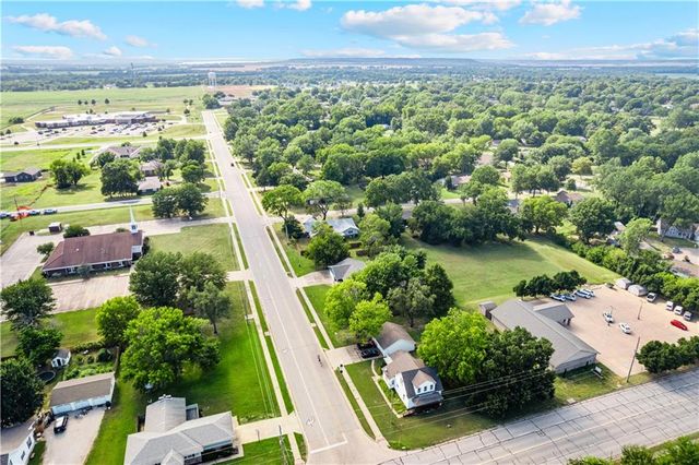 2201 N 10th Street, Independence, KS 67301