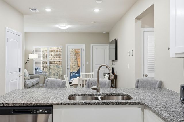 3003 North Vineyards Terrace 2, Branson, MO 65616