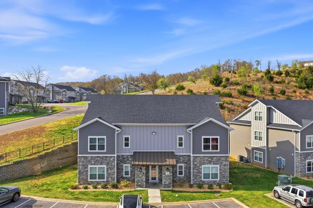 3003 North Vineyards Terrace 2, Branson, MO 65616