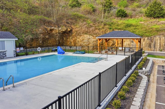 3003 North Vineyards Terrace 2, Branson, MO 65616