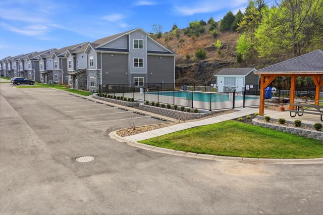 3003 North Vineyards Terrace 2, Branson, MO 65616