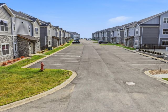 3003 North Vineyards Terrace 2, Branson, MO 65616