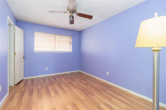 9211 Benning Drive, Houston, TX 77031